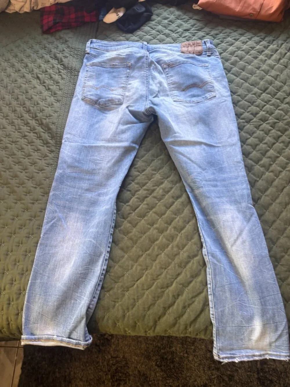 American Eagle Outfitters distressed slim